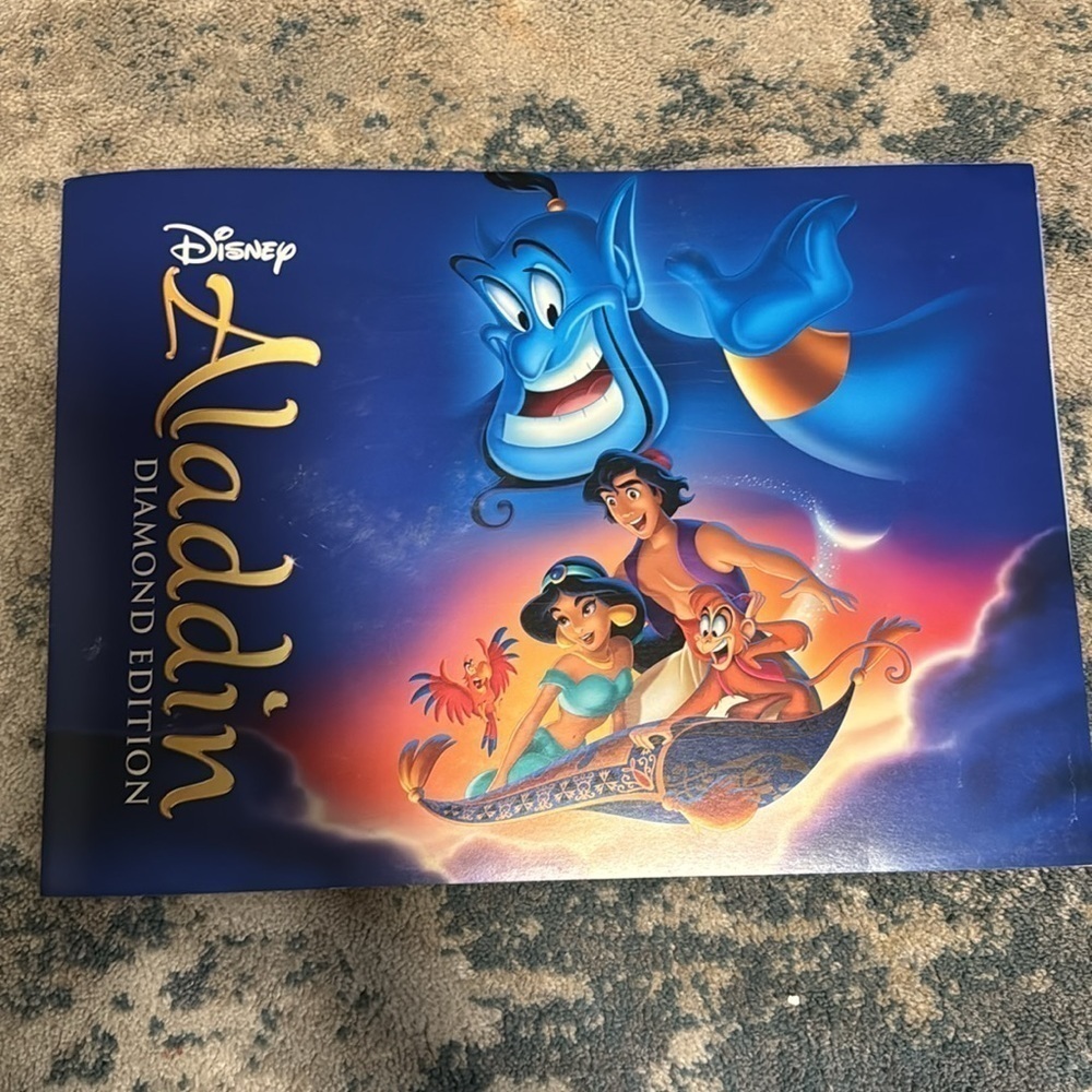 DISNEY LOVERS Aladdin Disney Store Exclusive Diamond Edition Lithograph Set of 4